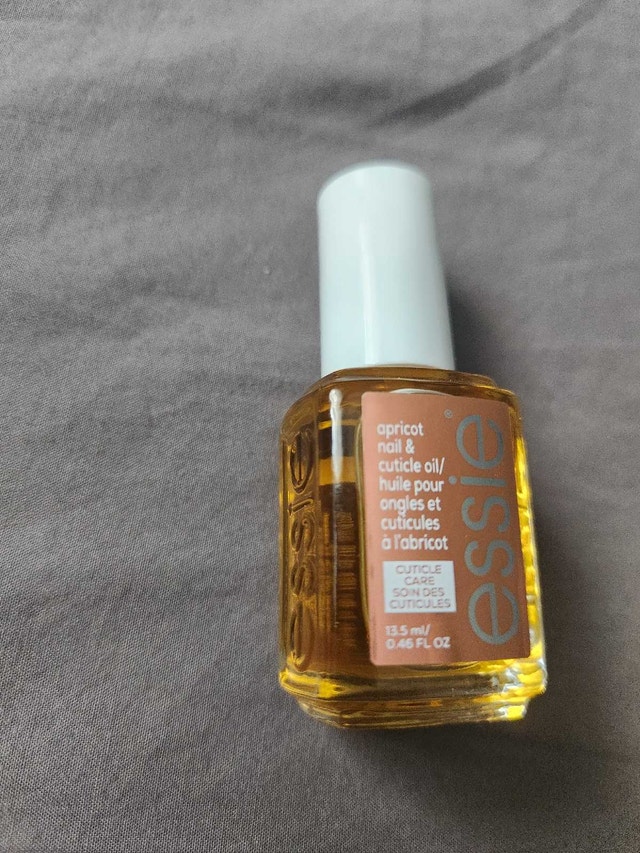 Essie Apricot Nail and Cuticle Oil - photo 2