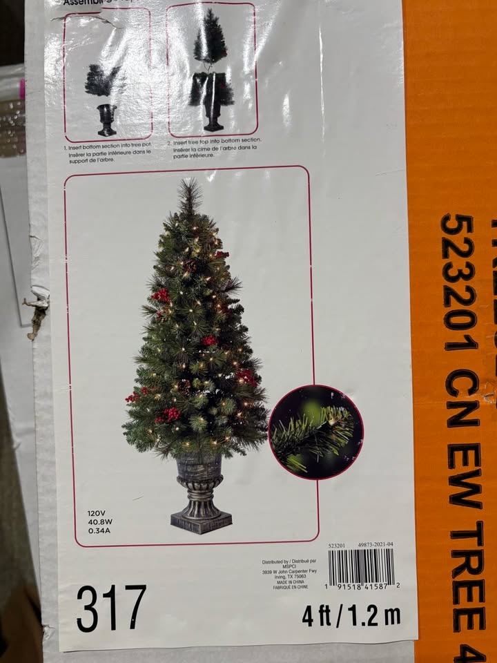2 Mini Fake Xmas Trees