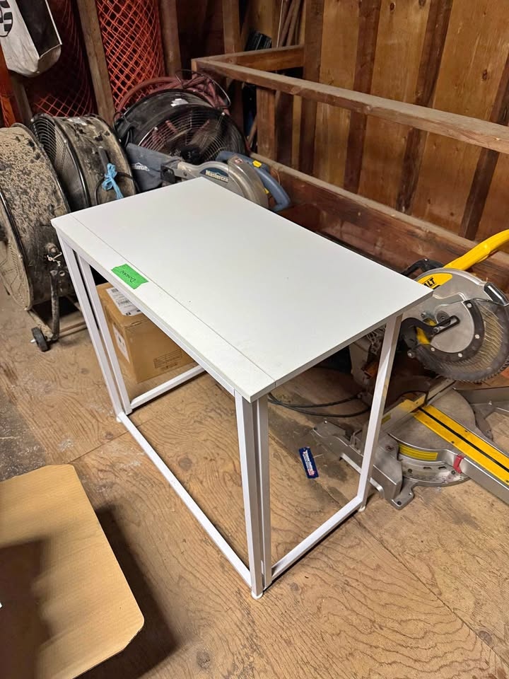 White Foldable Tables (2 available)