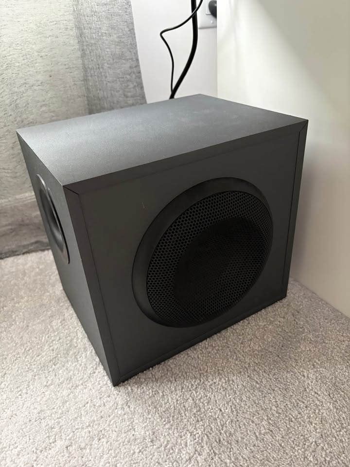 Logitech Z625 THX 2.1 Speaker System - photo 3