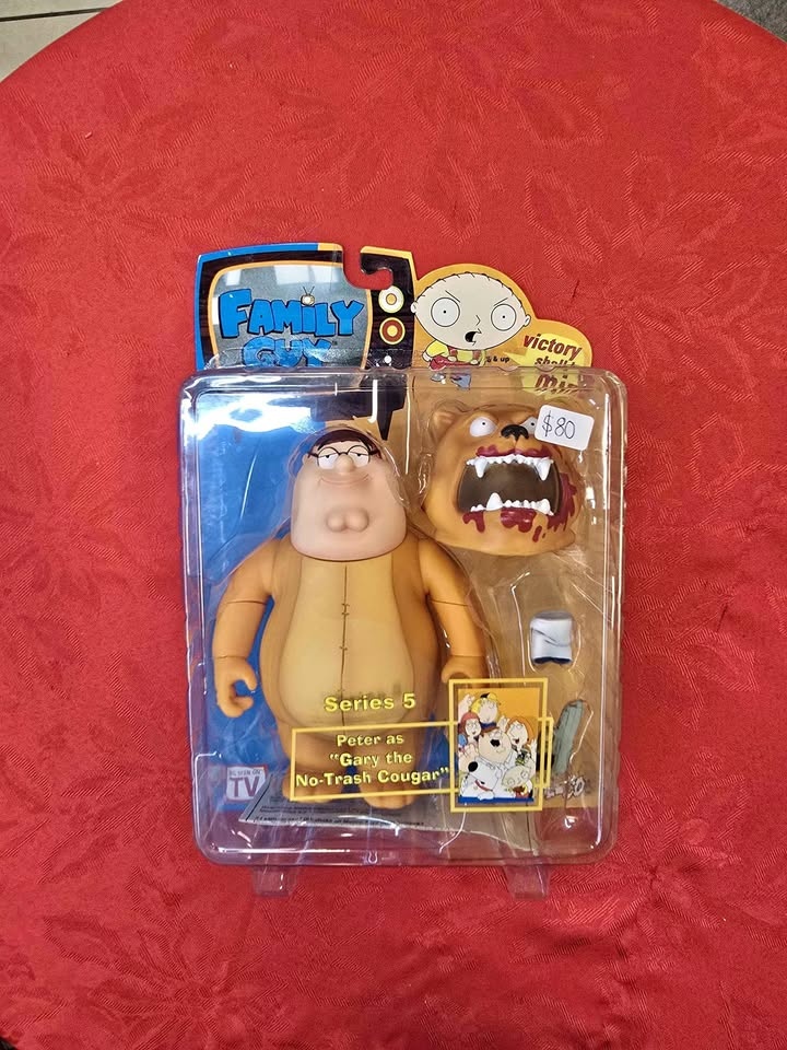 Family Guy Peter Griffin Gary the No-Trash Cougar Series 5 Actio