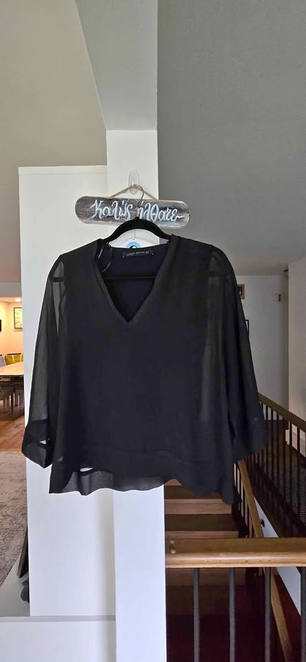 Oversized size XS Zara top