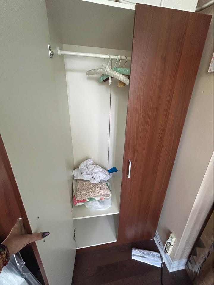 Must got today! Closet and Shelving unit - photo 2