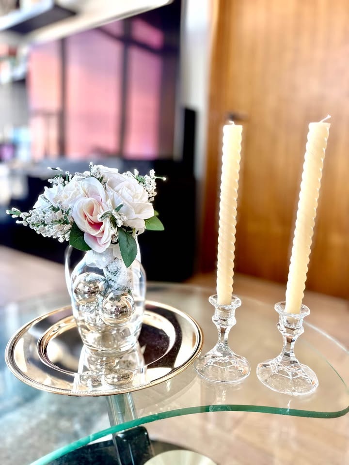 Artificial Flowers Vase Silver Tray Candle Holders Candles Decor - photo 2