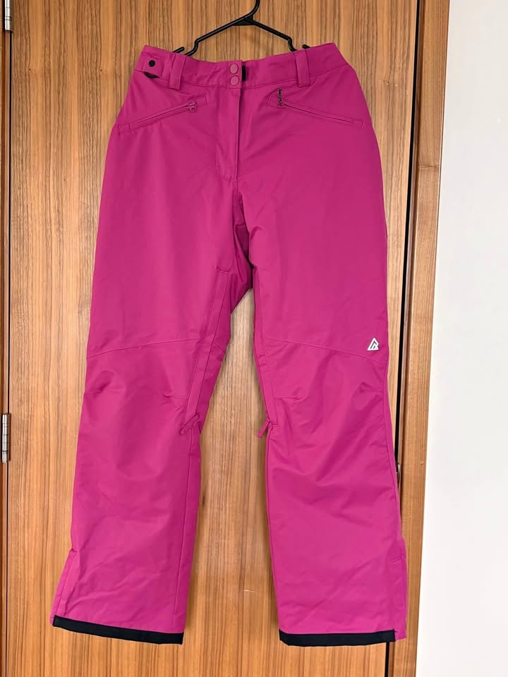 Pink ski snow pants