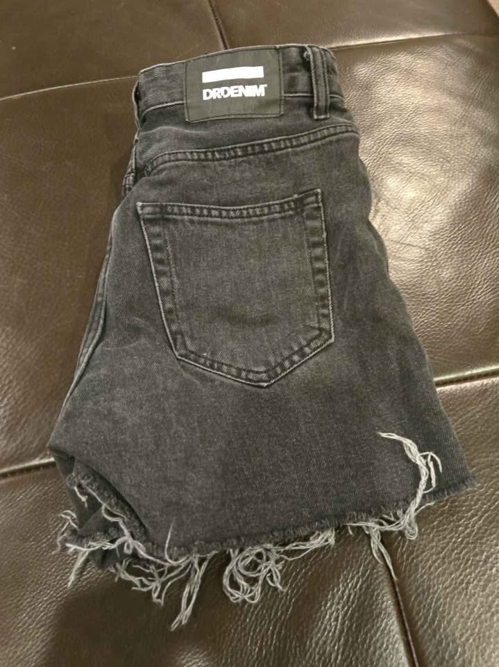 Dr. Denim Fray End Jean Shorts - photo 2