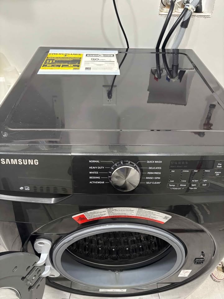 Samsung 4.5 cu. ft. 10-Cycle Front Load Washer - photo 4