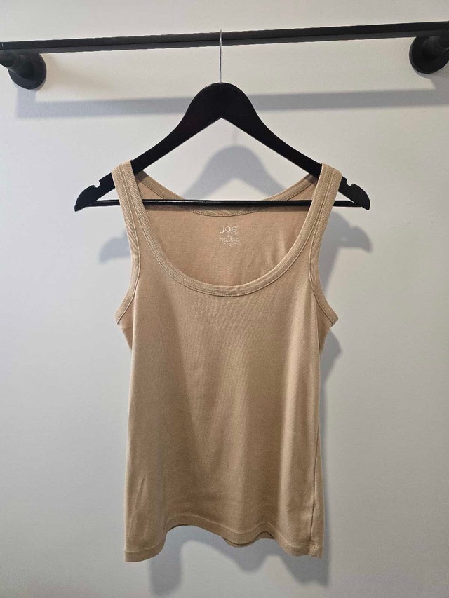 tank top womens size S fits like S-M