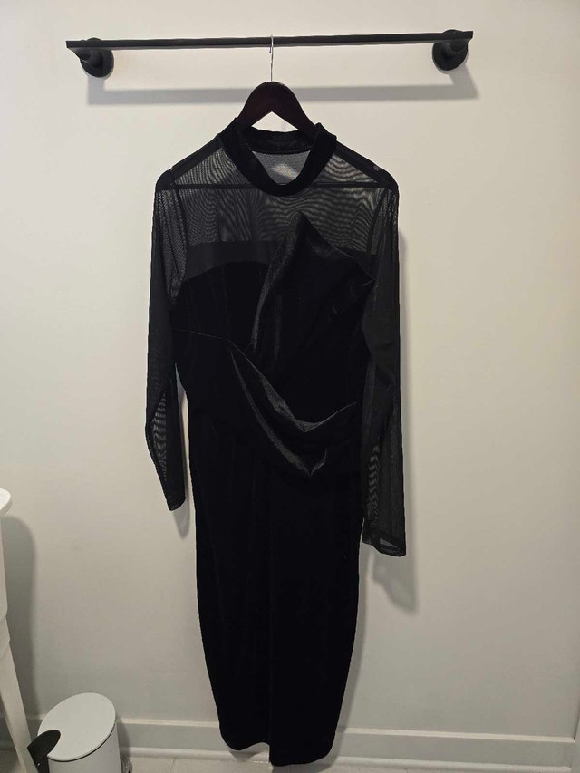 Brand new elegant dress size 14-16 - photo 2