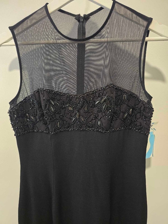 Brand new ladies size 4 elegant dress tags on - photo 2