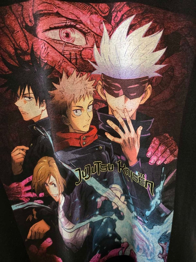 Authentic JuJutsu Kaisen Size M Adult Top - photo 2