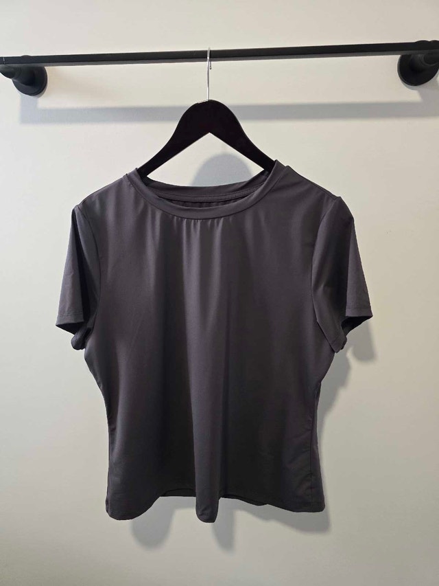 Women's Exercise Top, Fits S-M, Size XL