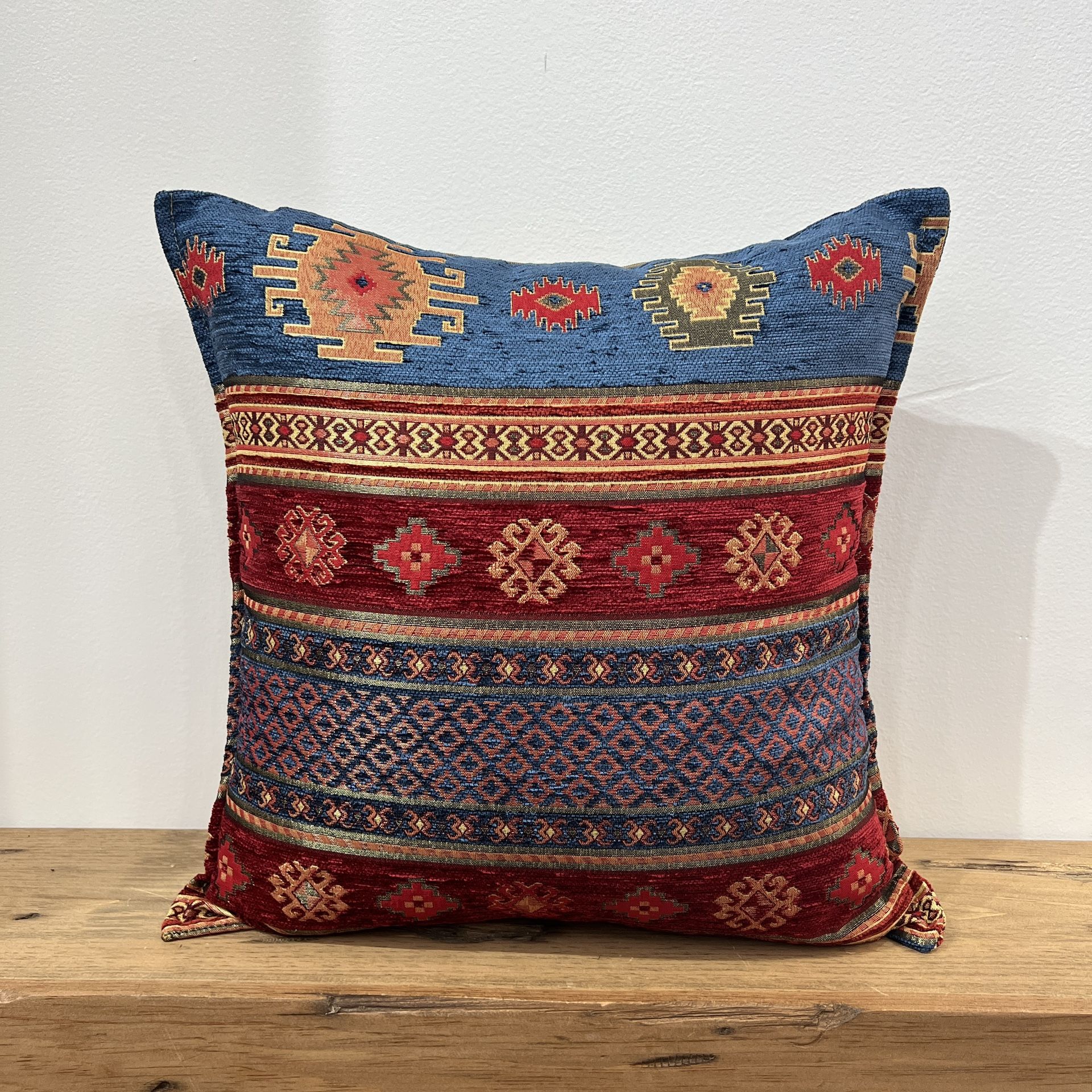 Chenille Kilim Pillow Cover: Boho Geometric Accent