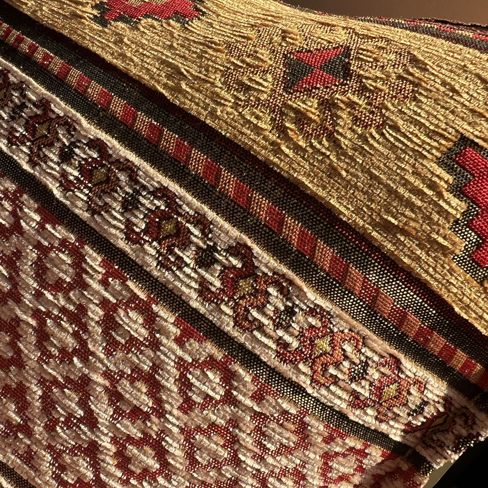 Chenille Kilim Pillow Cover: Boho Geometric Accent Gold Cushion - photo 5