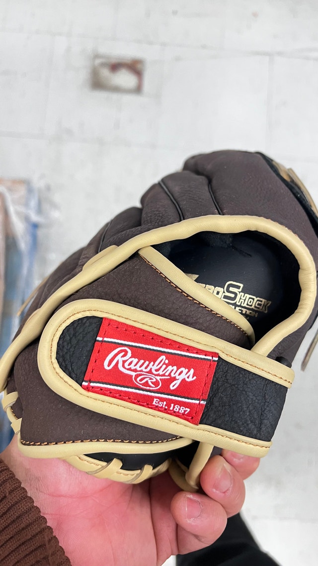 Rawlings Baseball Glove - photo 2