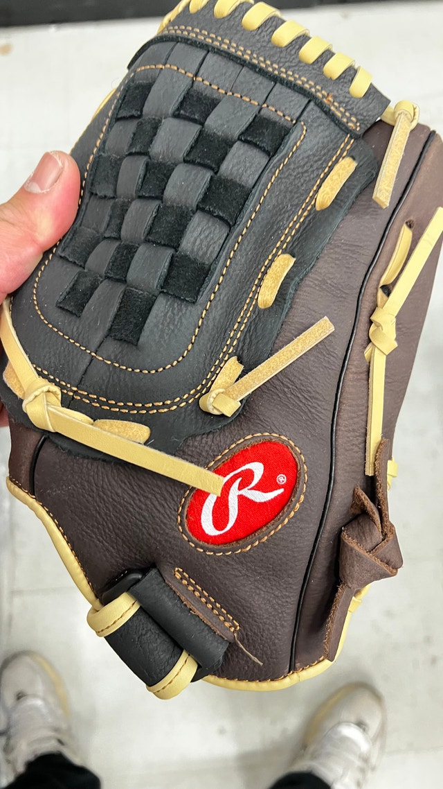 Rawlings Baseball Glove - photo 3