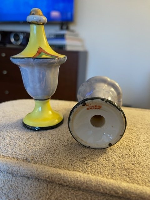 Vintage Salt & Pepper Shakers - Made in Japan - photo 2