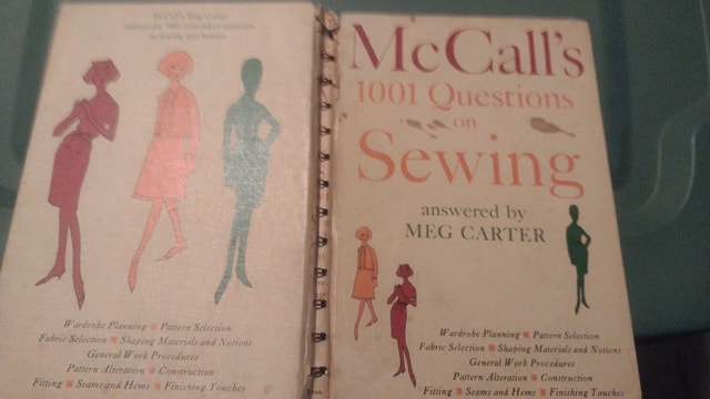 McCall's 1001 Questions on Sewing Book (1961) - photo 3