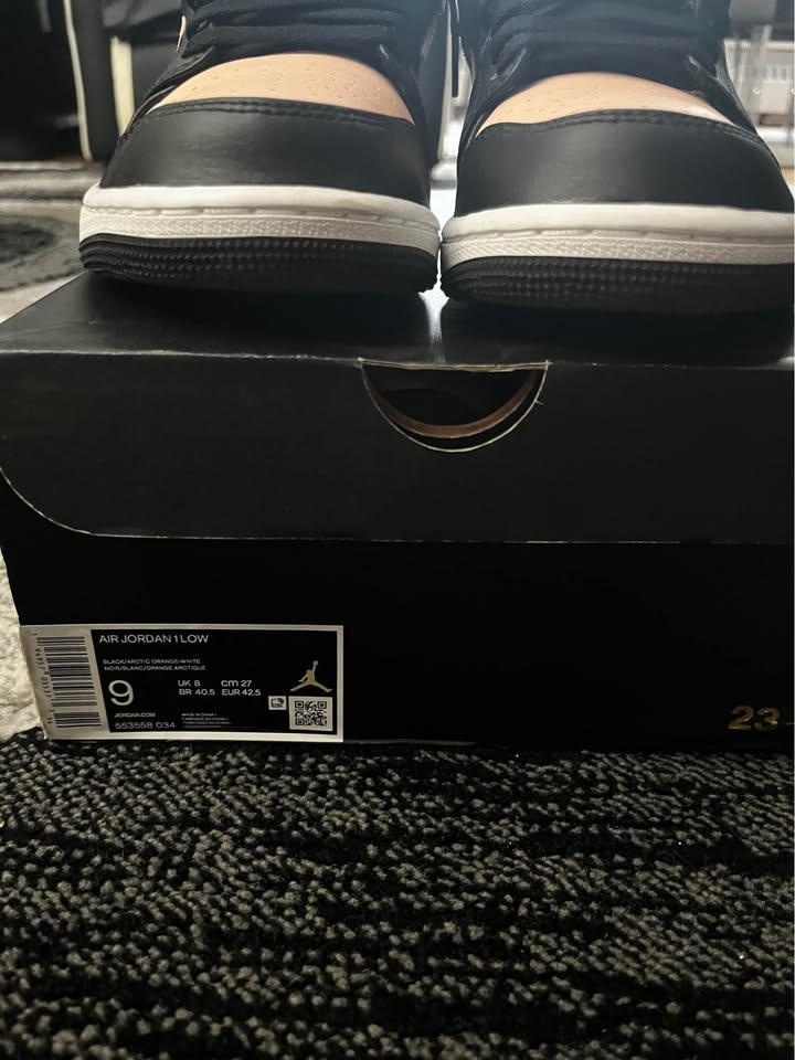 Jordan 1 Low Crimson Tint (Pink) Size 9 - photo 4