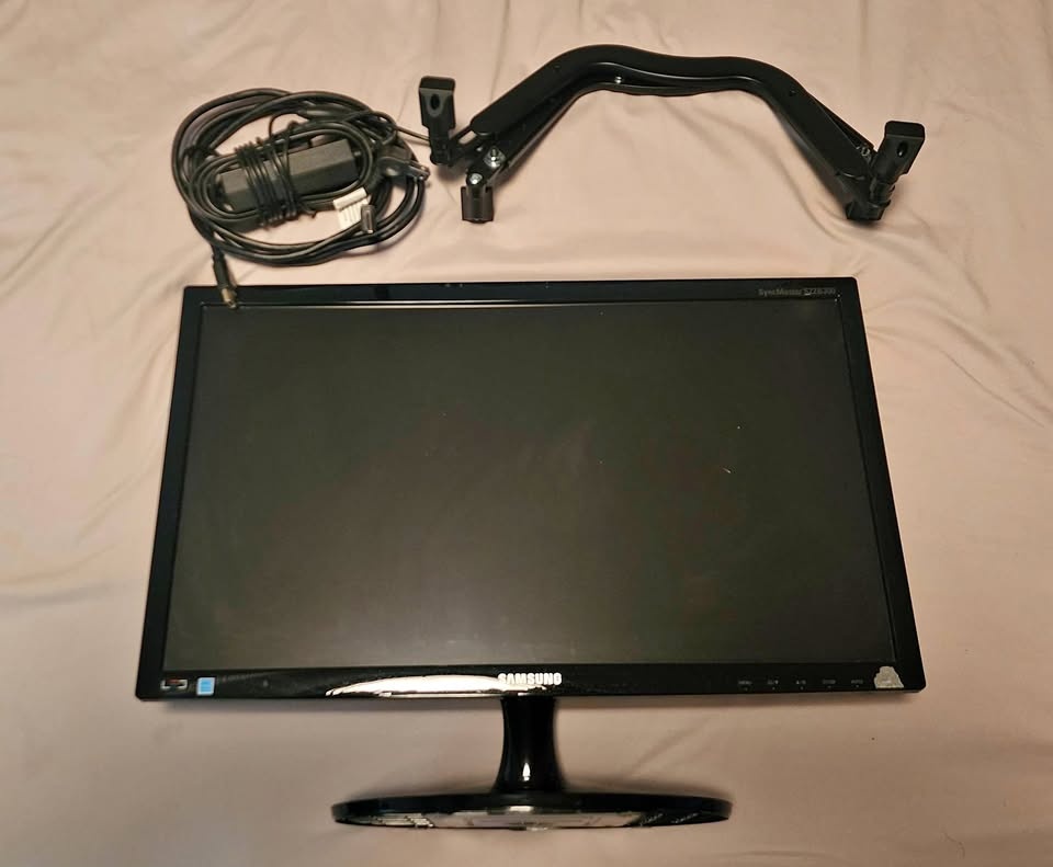 Samsung Monitor 21", 1080p, 60Hz