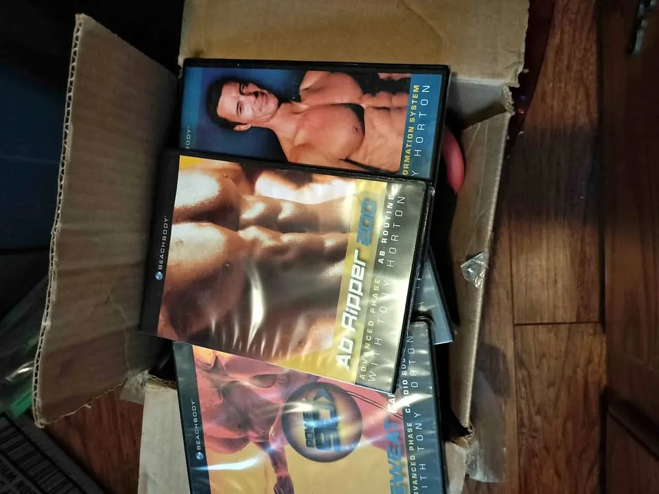 Power 90 Beach body workout dvds and tubing thumbnail