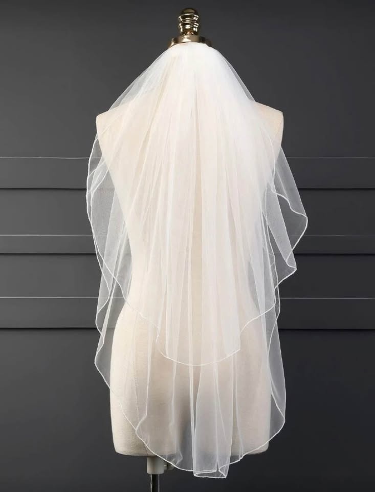 Wedding veil and tiara - photo 4