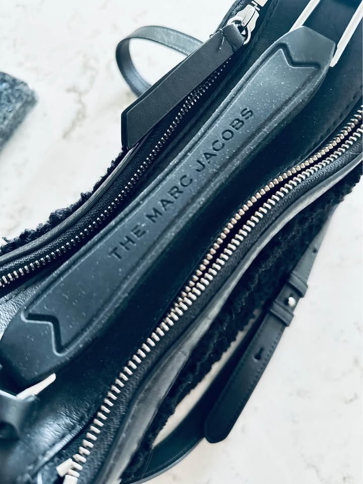 Marc Jacobs "The Softbox Teddy Crossbody" - photo 5