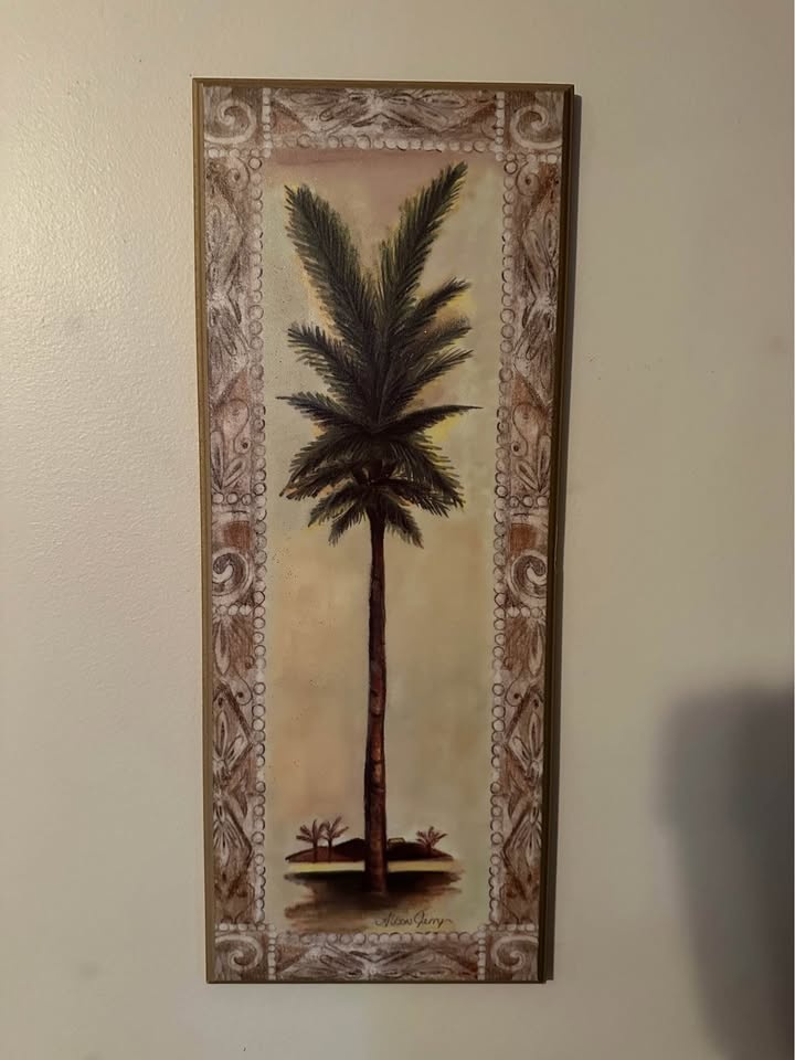 Wall decor 20 inch palm tree