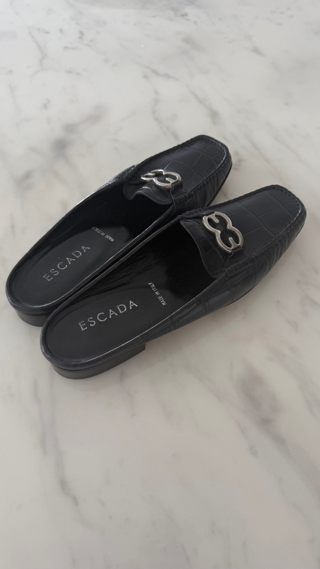 Escada mules