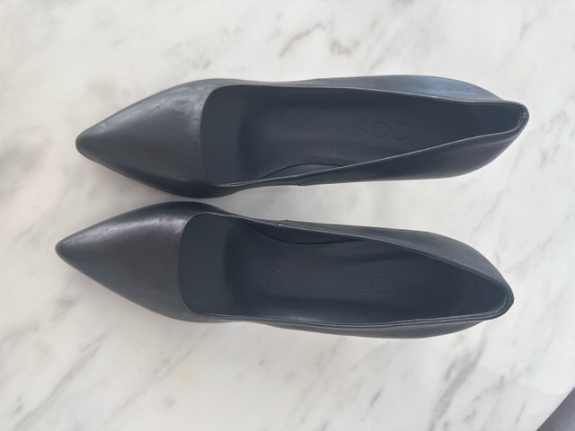 cos black heels
