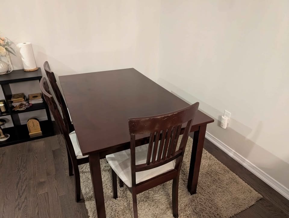 Dining Table and Chairs – Good Condition 🚚 FREE delivery - photo 3