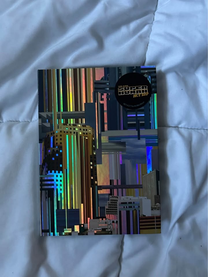 NCT 127 Superhuman Mini Album CD Book w/ Poster & Photocards - photo 2