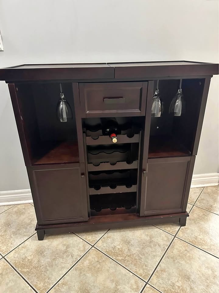 Solid Wood Wine Bar Cabinet / Liquor Storage Cabinet – Foldable
