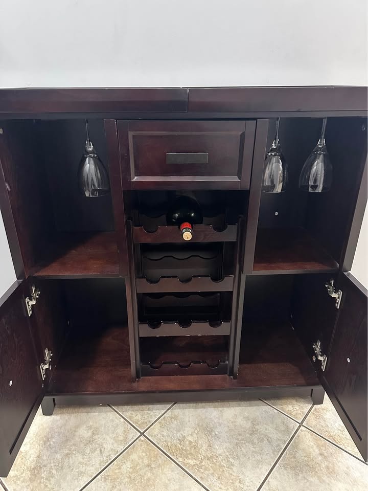 Solid Wood Wine Bar Cabinet / Liquor Storage Cabinet – Foldable - photo 2