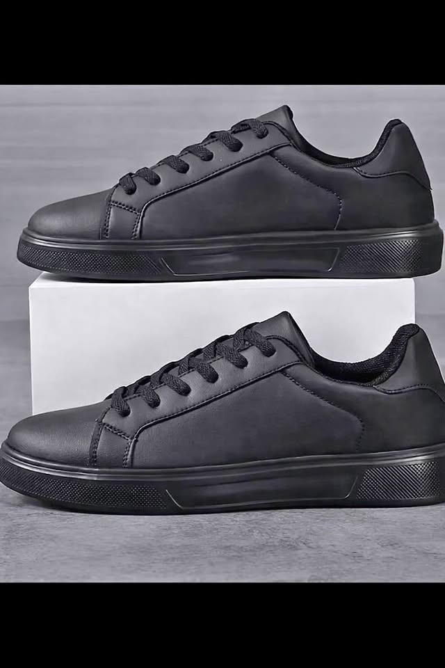 Men lightweight casual shoes