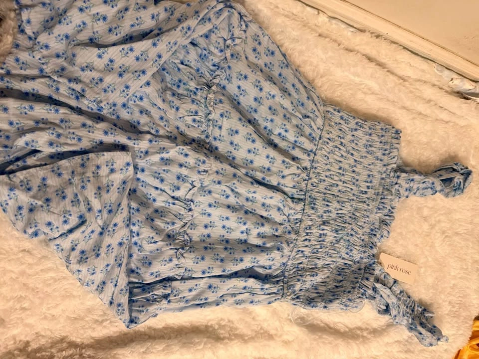 Medium size lady’s summer dress - photo 3