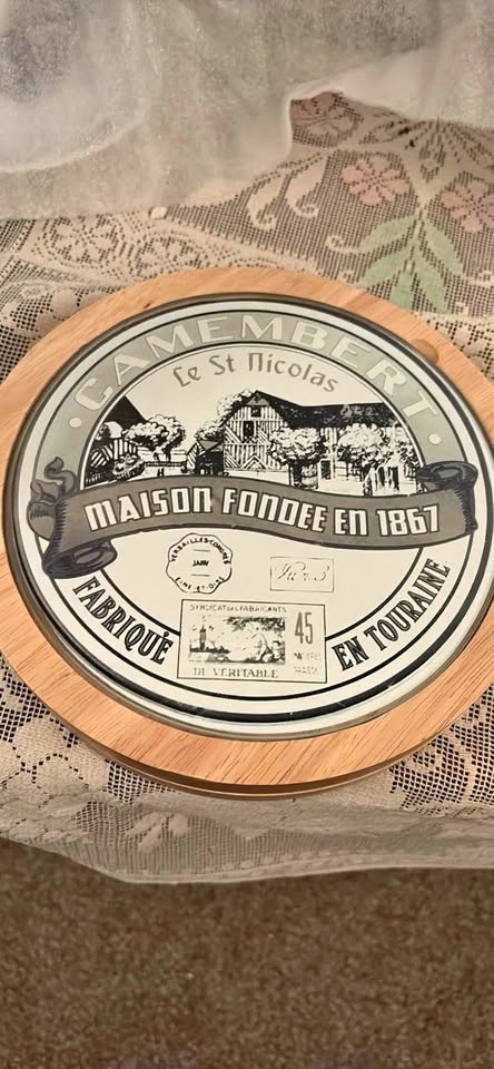 Cheese board with tray for tools
