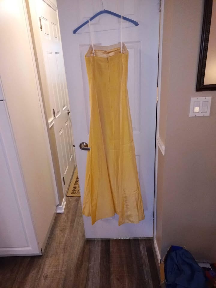 Simple but Fancy Yellow Dress - photo 2