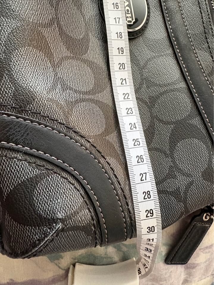 black grey signature C Purse - photo 2
