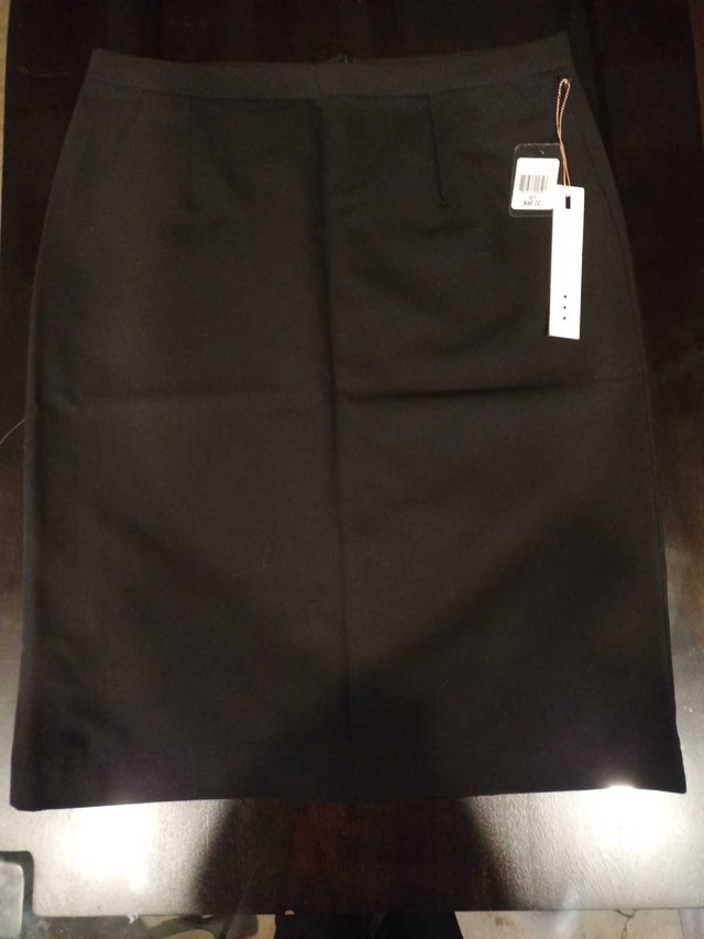 Dex the Suit Shop New York size 6 BNWT