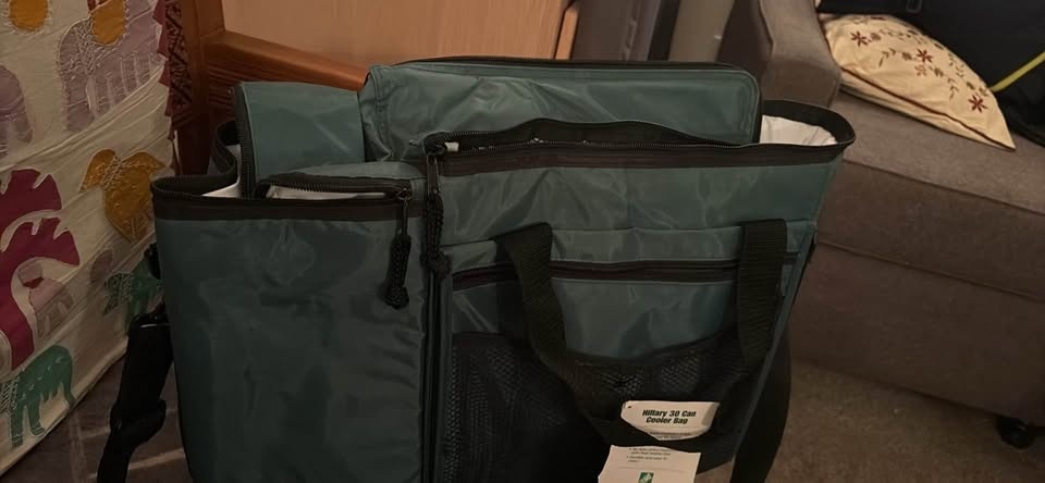 Hillary 30 Can Cooler Bag - photo 3