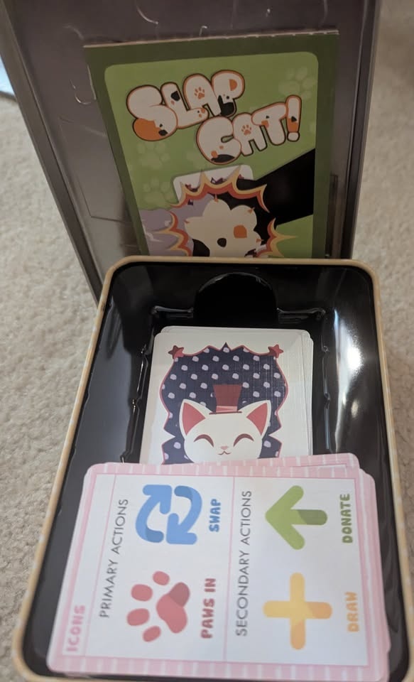 Slap Cat! Party Card Game IDW - photo 3