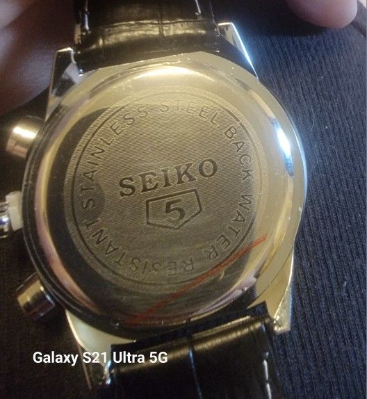 Seiko Watch. Brand New. Never Used. - photo 3