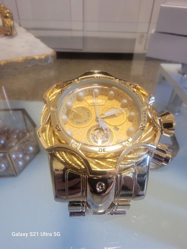 Invicta Gold Watch - photo 2