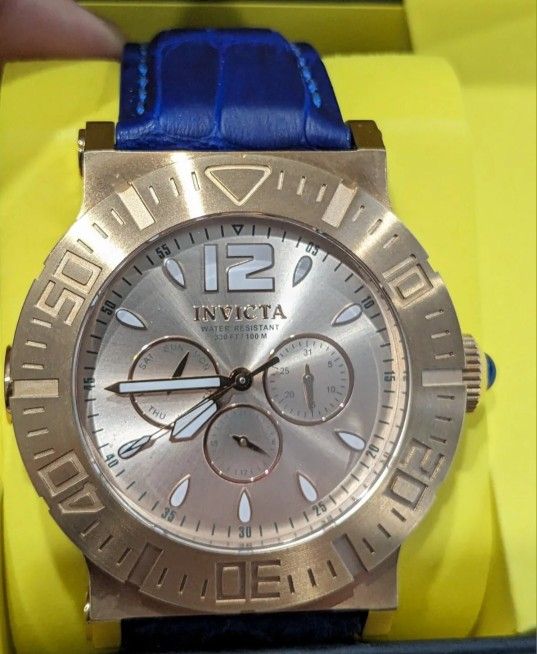 Invicta Gold Color Watch. Works Perfectly. - photo 2