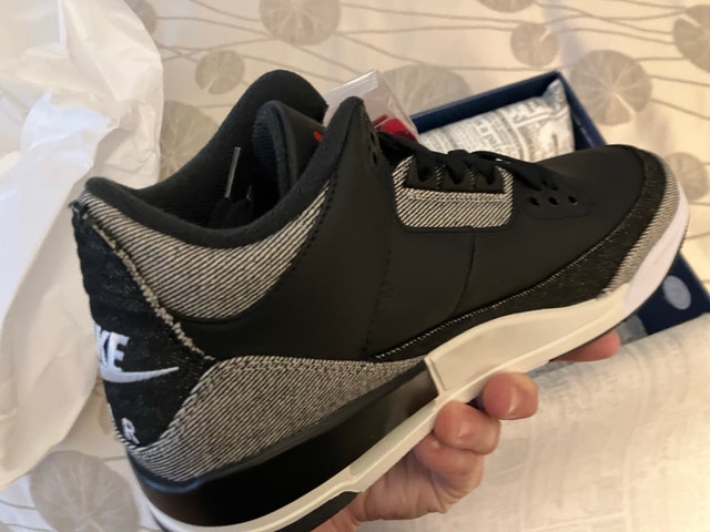 Levi’s x Jordan Retro 3 Black/White Denim 9.5M
