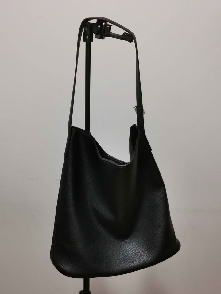 FINAL PRICE - Black Faux Leather Tote - photo 2