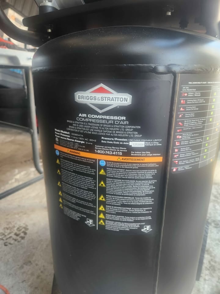 AIR COMPRESSOR - photo 3
