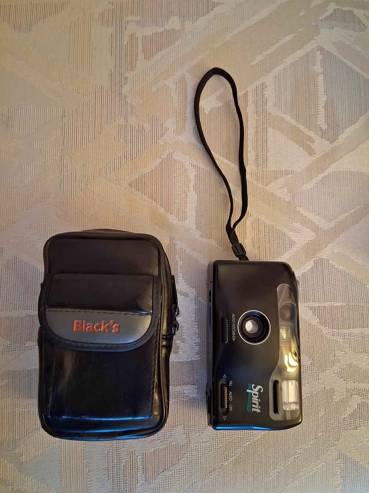 Spirit 35mm Point-and-Shoot Film Camera with Black's Case
