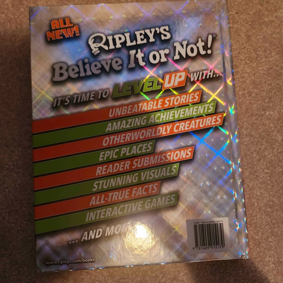 Ripley’s Believe It or Not! (Like New) - photo 2
